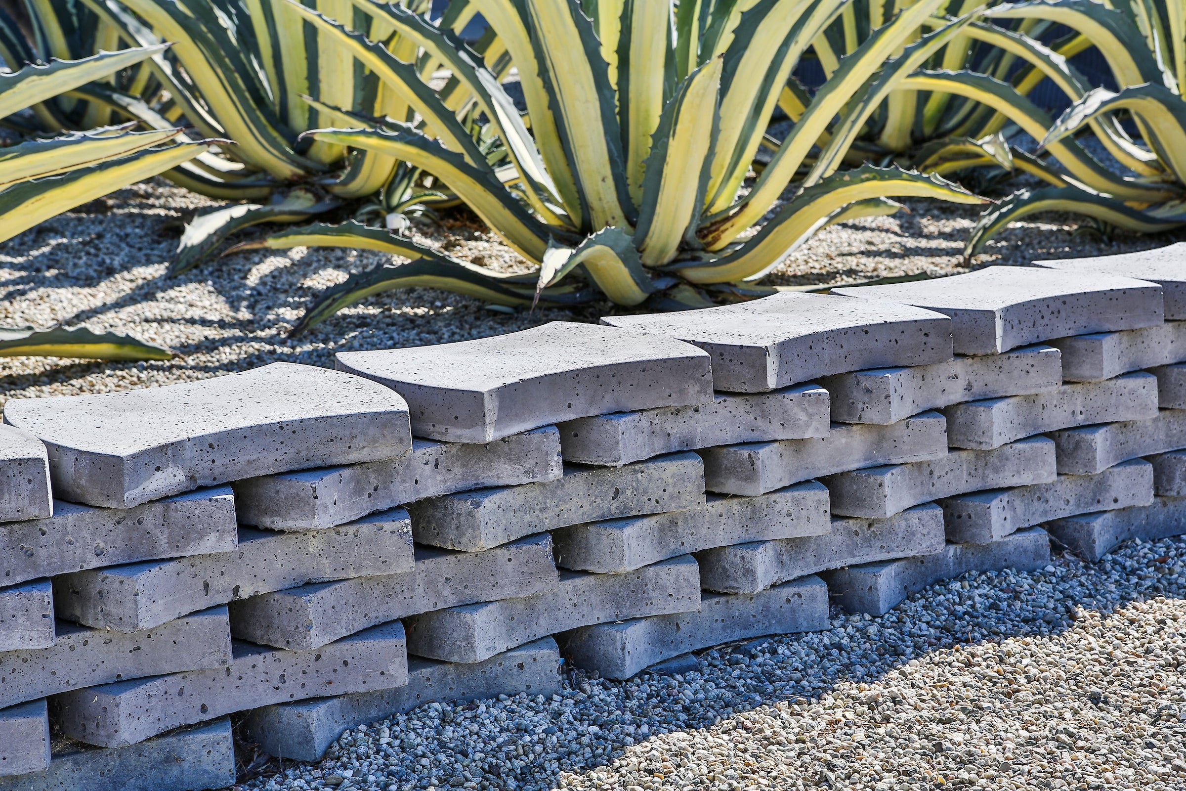 Buena Tile showroom in Durango, Charcoal color, Luna texture