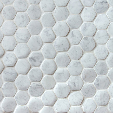 Hexagon Timeworn Mesh Carrara