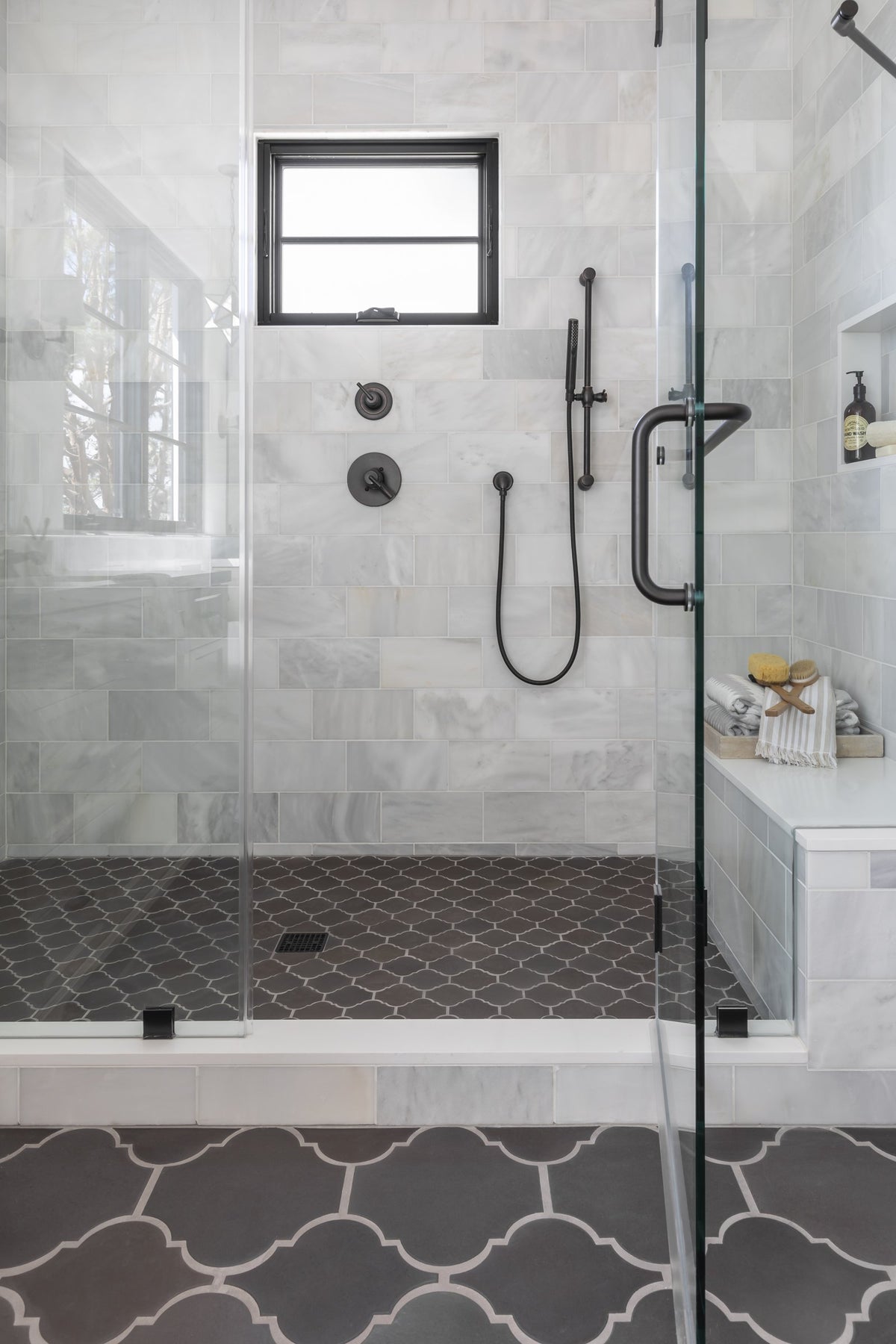 Shower floor in May Gray