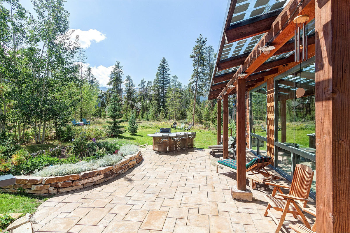 Patio edge with stone planters
