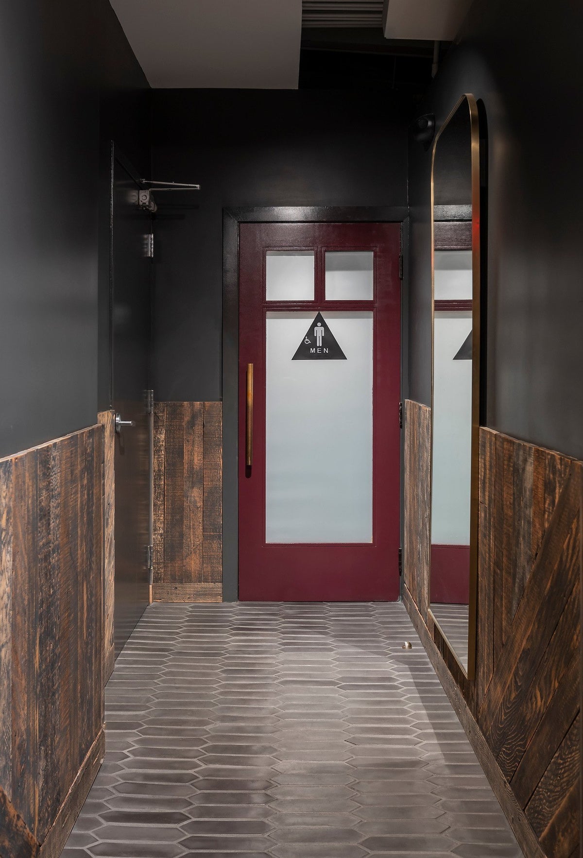 Hallway in Charcoal Picket