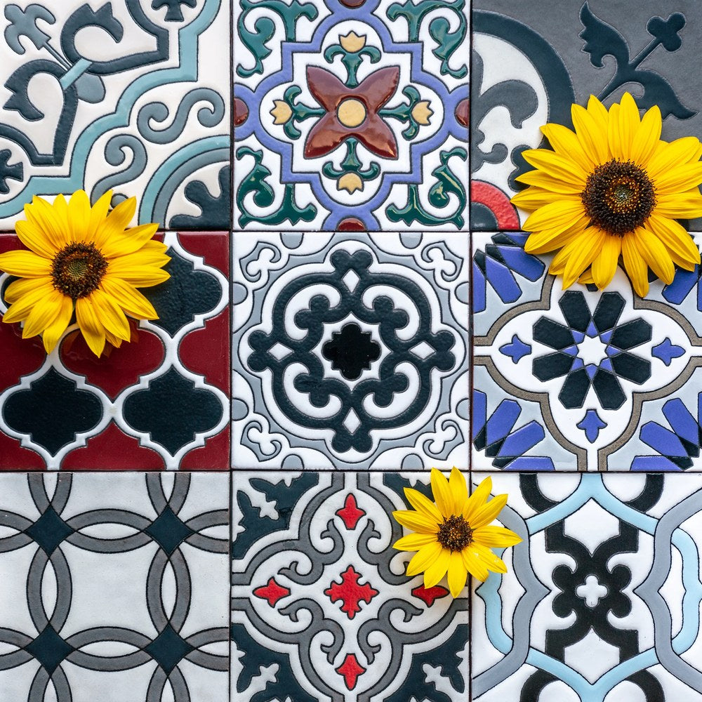 Nine handpainted 8x8 decos together, the range of the cuerda seca line in one frame
