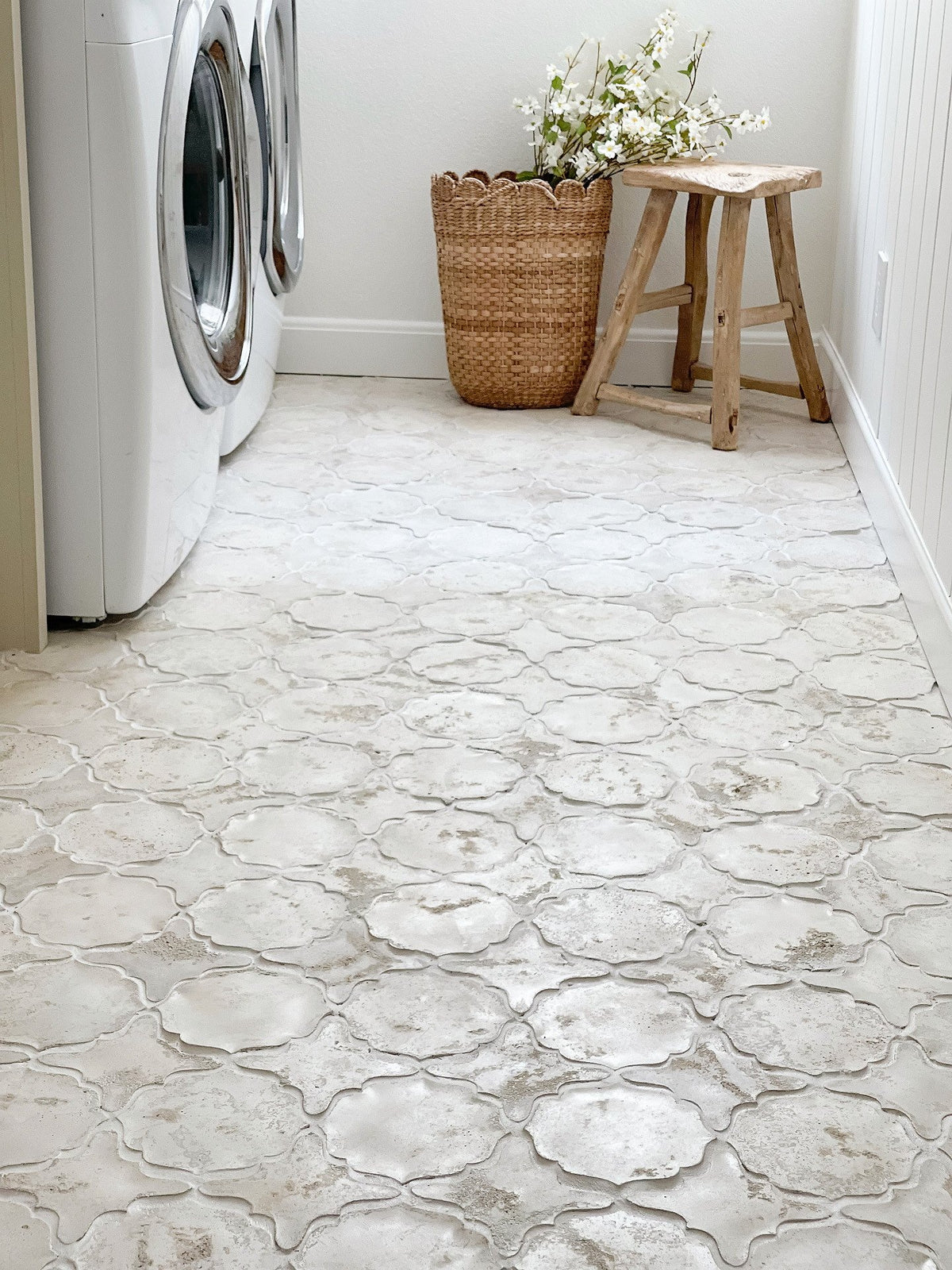 Arabesque floor by the washer