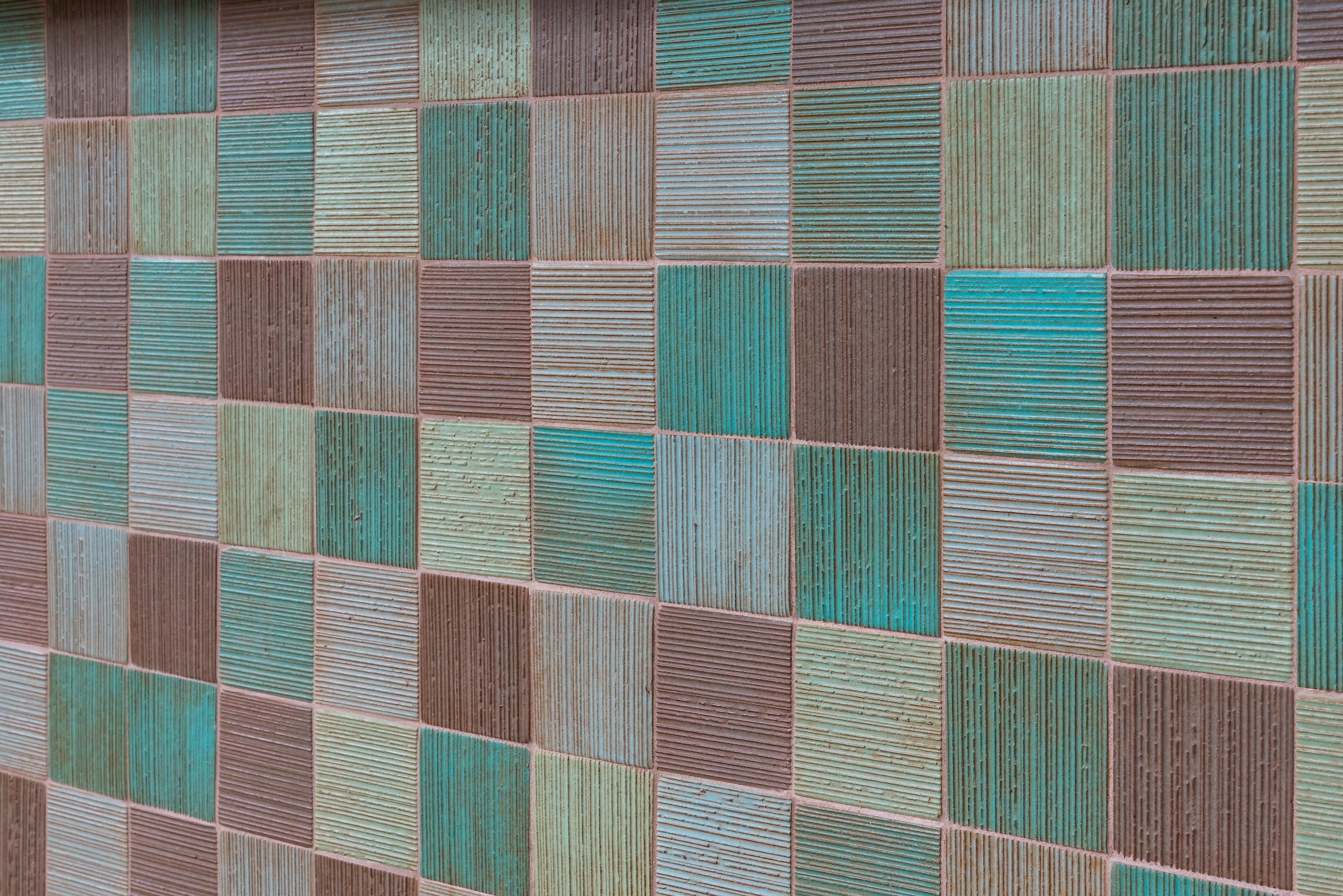 Corduroy 4x4 close up, the flutes turned to run both ways across the field