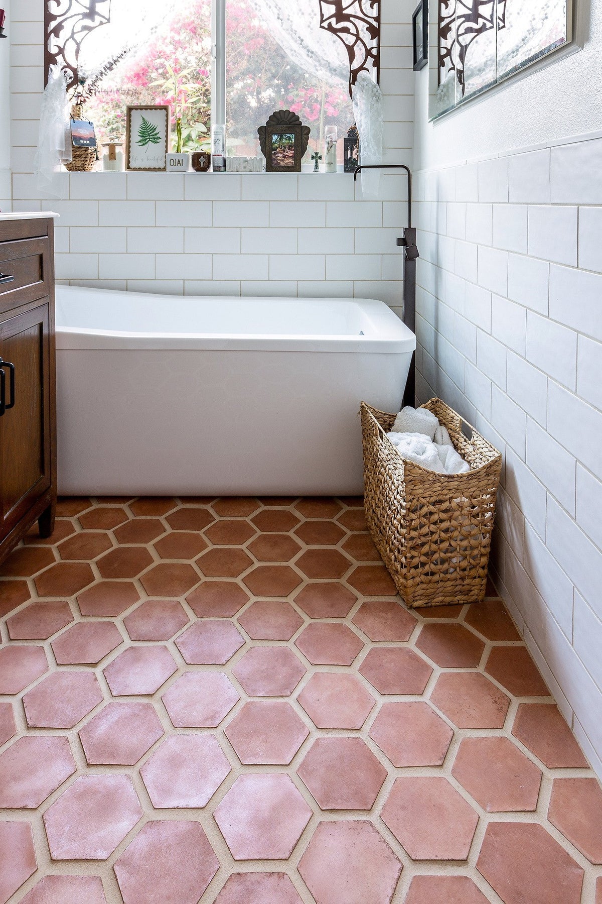 Freestanding tub on Artillo hexagons