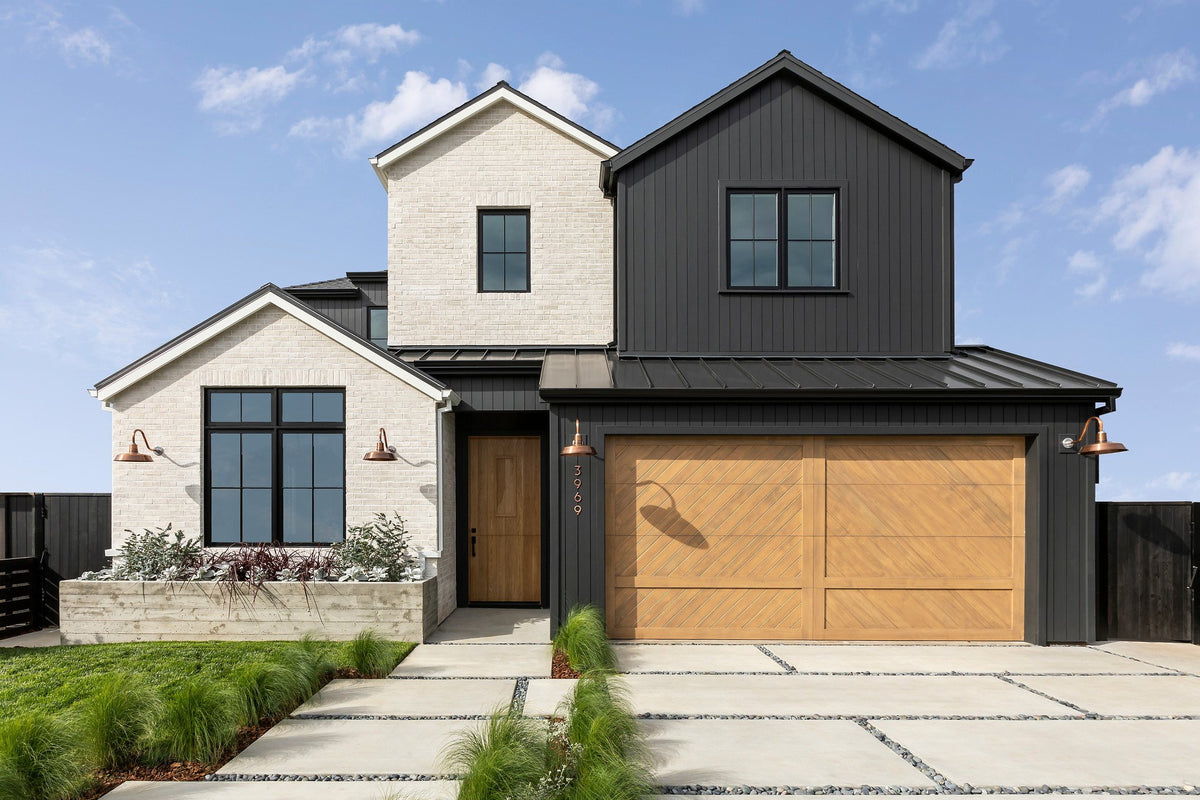 Front elevation in Early Gray brick