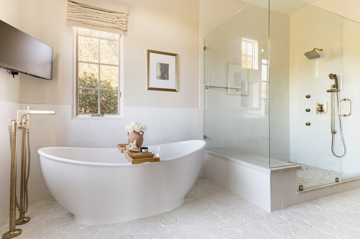 Primary bath with Arabesque 13 floor