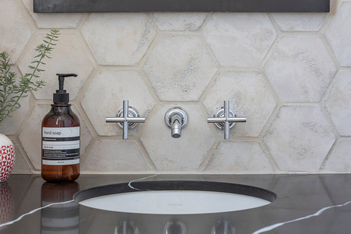 Close-up of Limestone texture hexagons