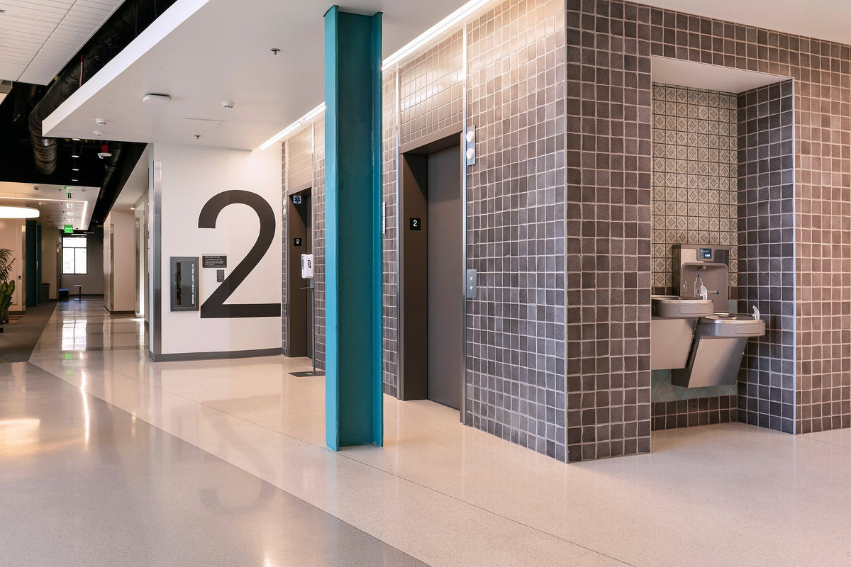 Lobby core clad in Scirocco Gray 4x4