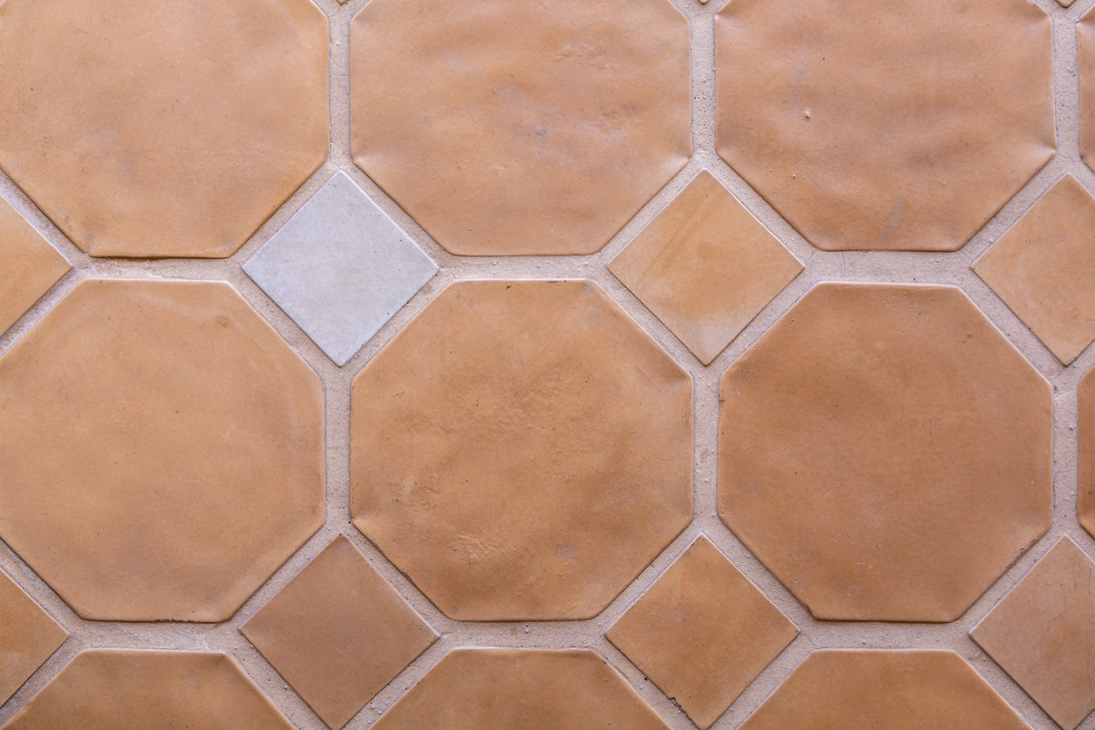 Octagon 10x10 with small insert