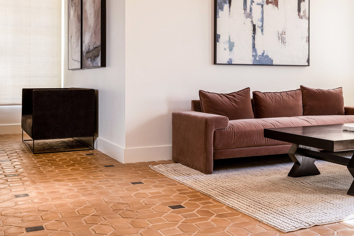 Sitting room with Picket floor