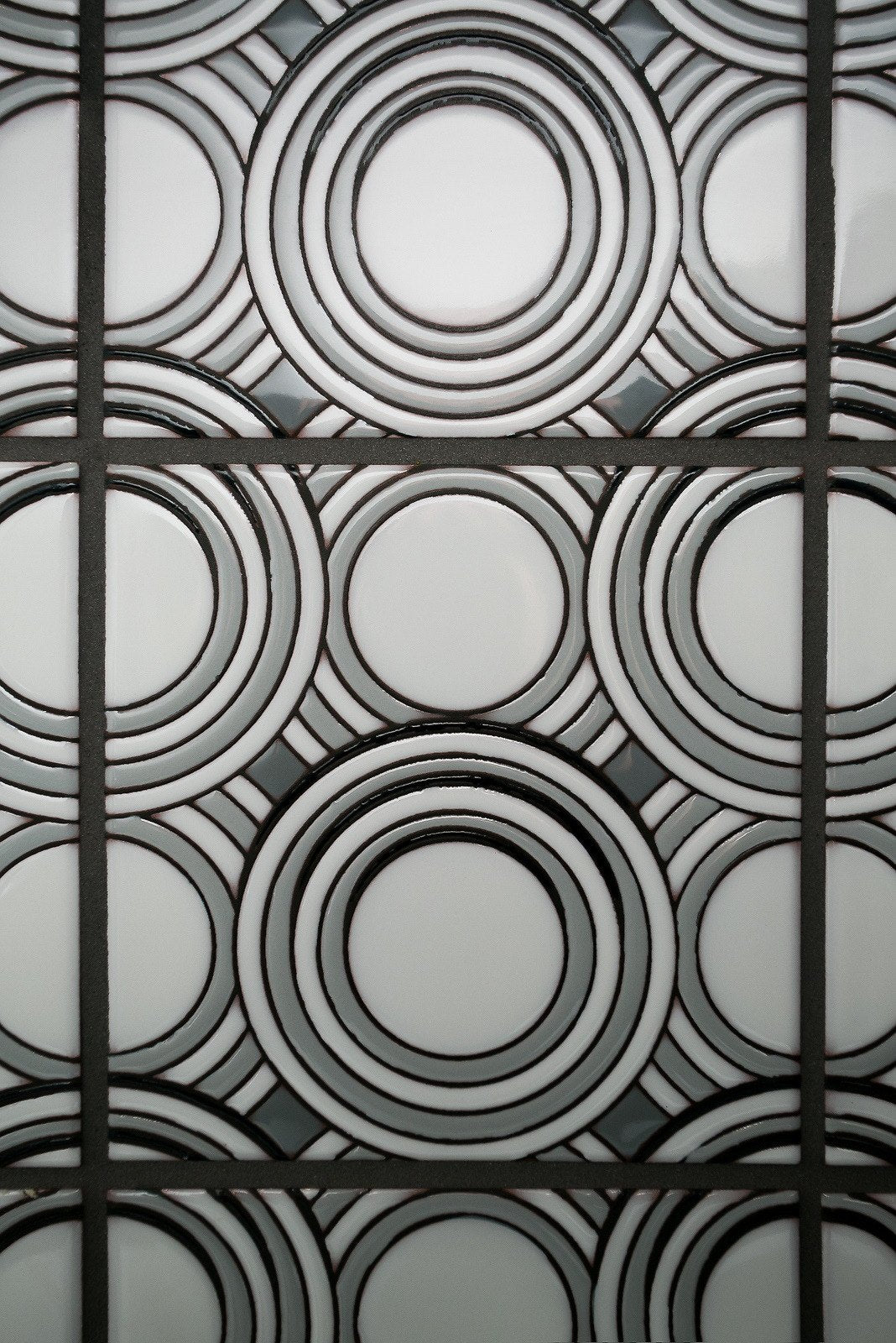 Rings pattern in black and white
