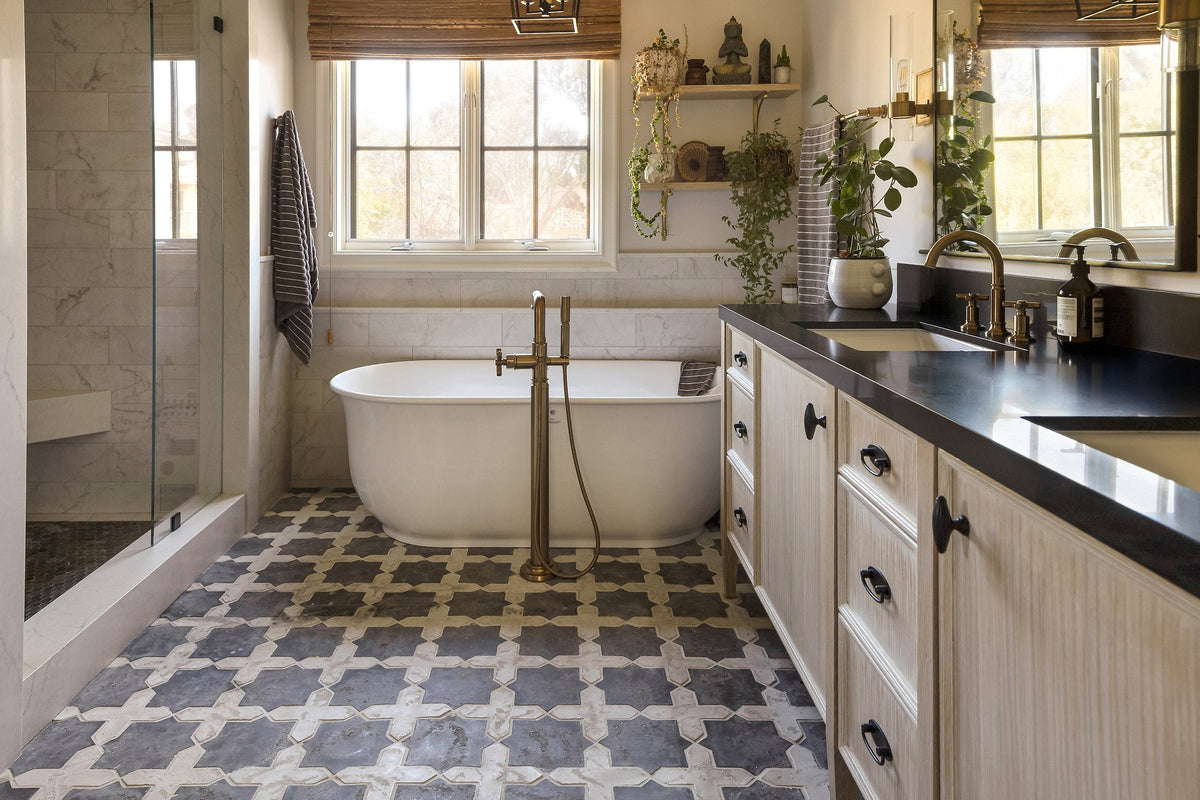 Primary bath with Arabesque 2C floor