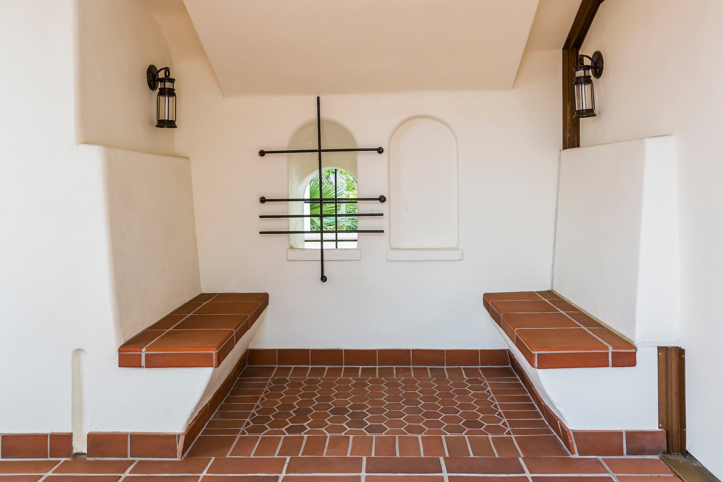 Monrovia octagons in an alcove, with tiled benches