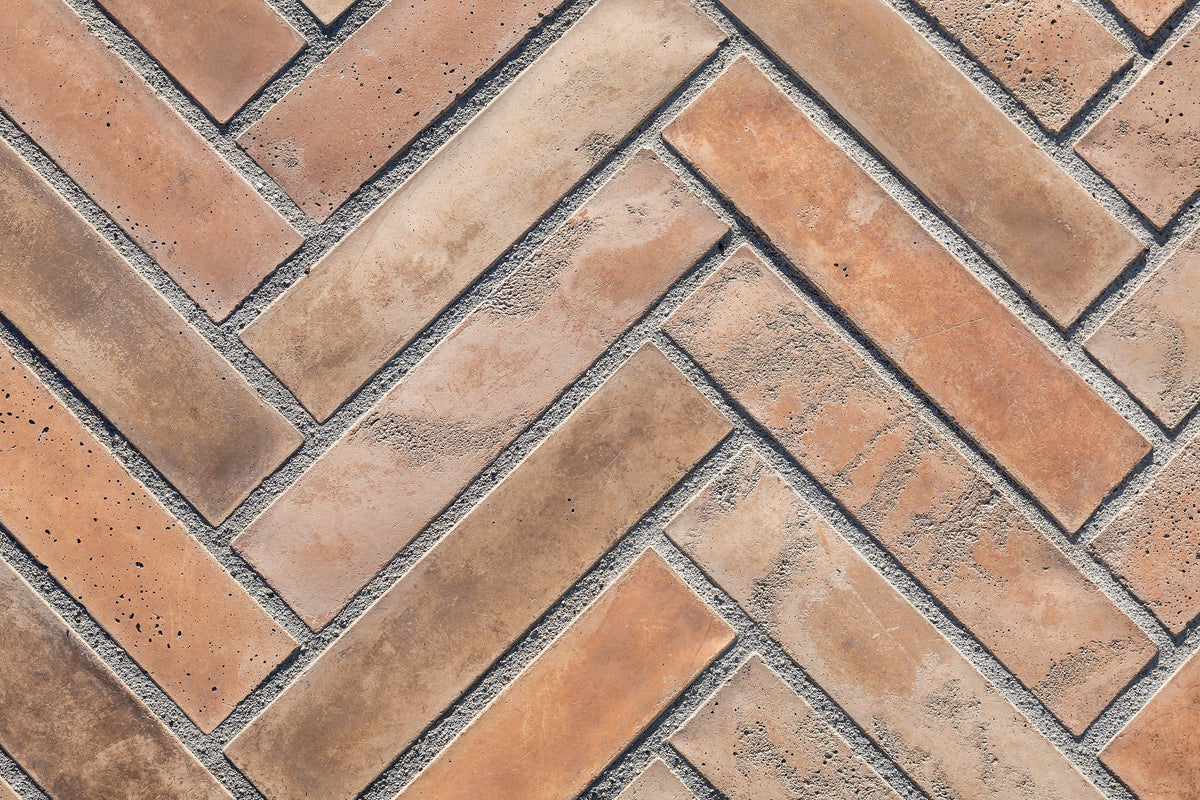 Close-up of the herringbone 4x12