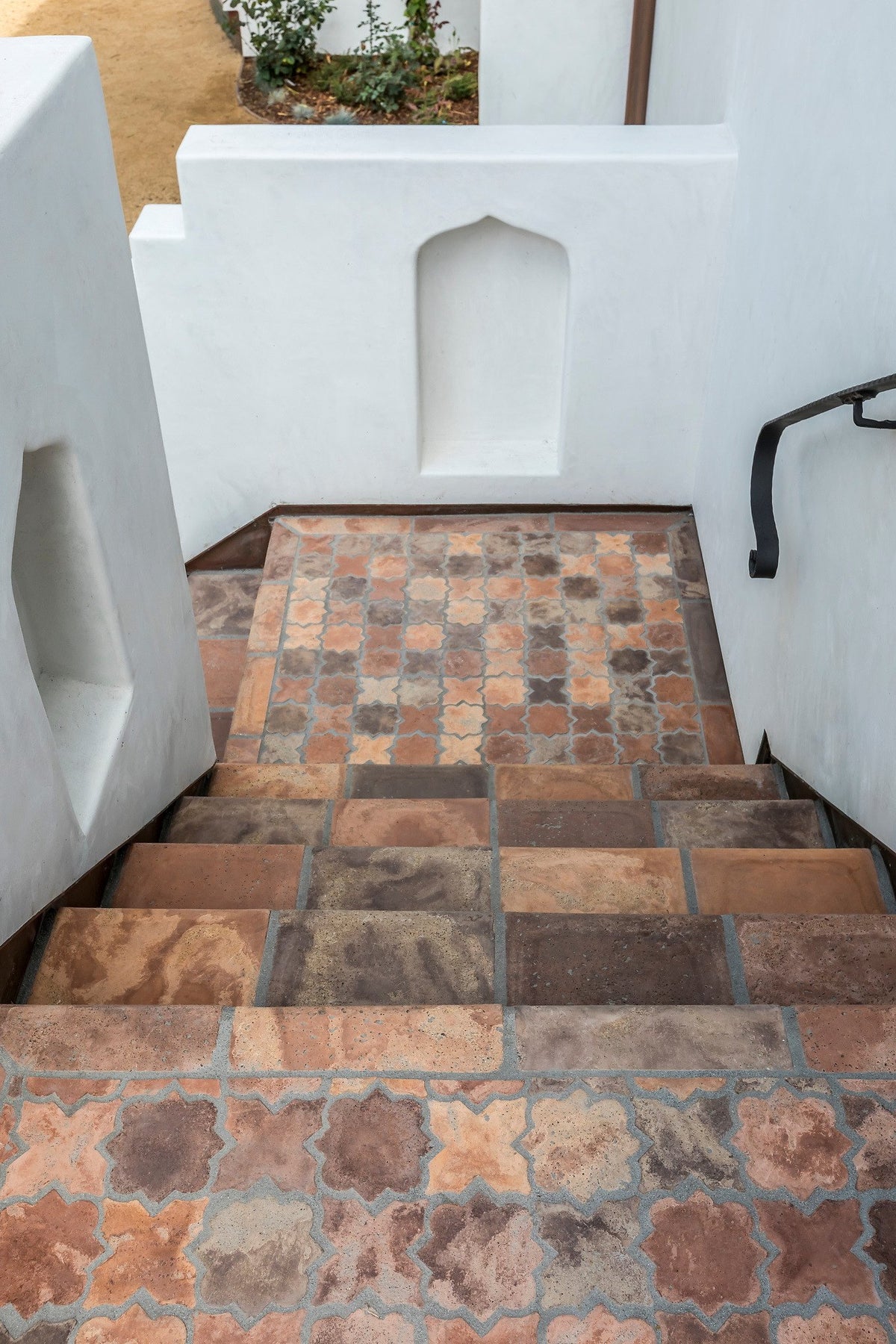 Side steps with stair treads