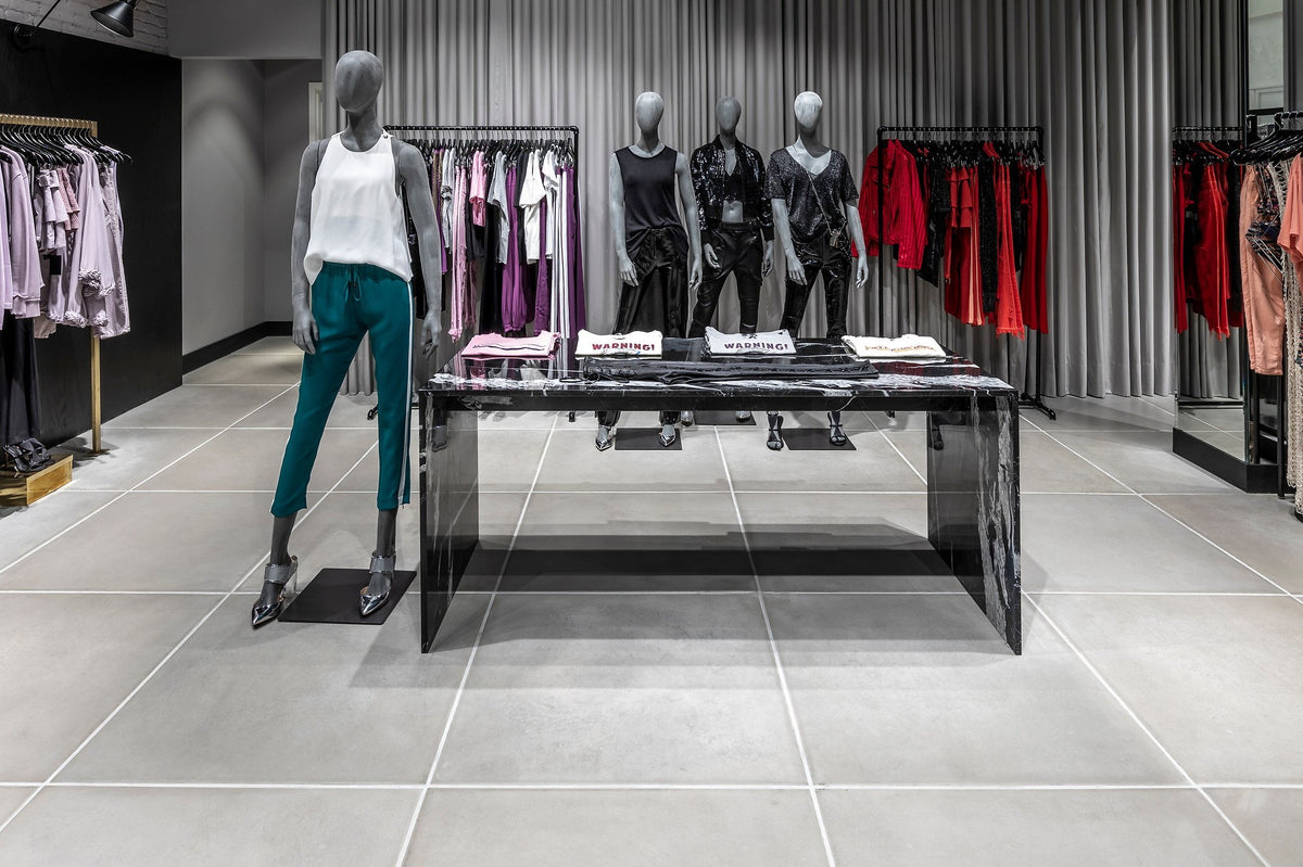 Display table on large-format tile