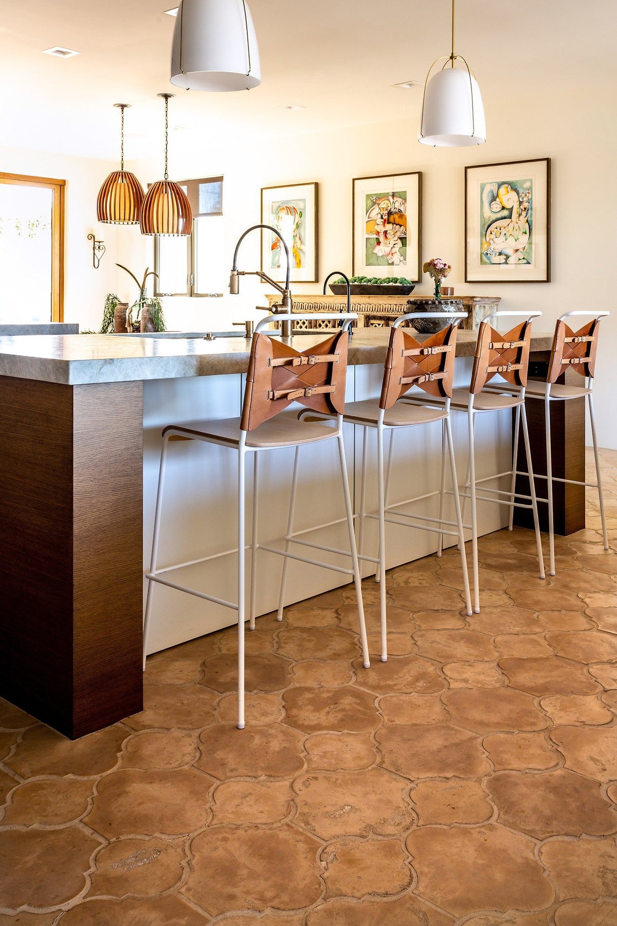 Kitchen island and 5B floor