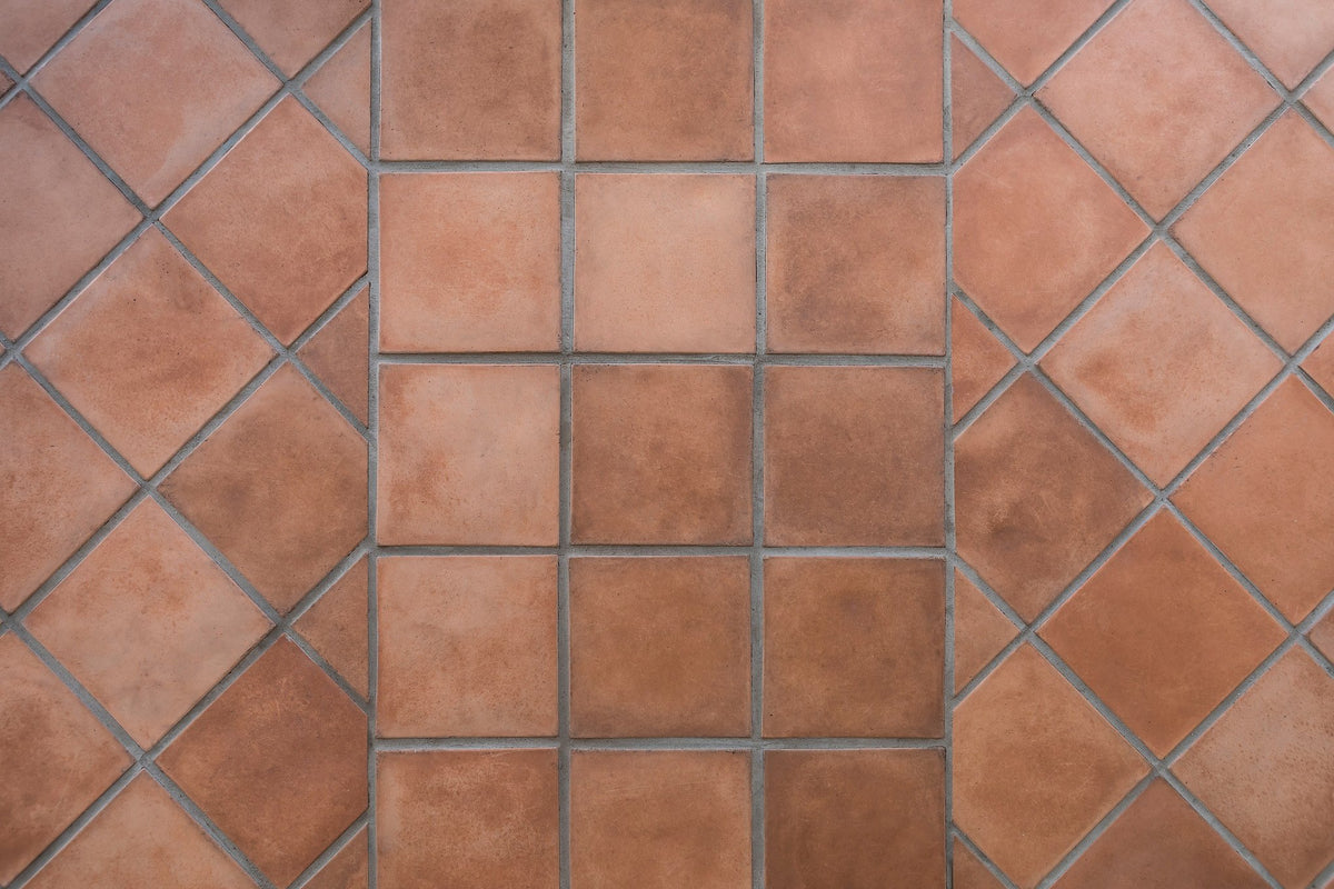 Close-up of 10" Artillo, Spanish Cotto