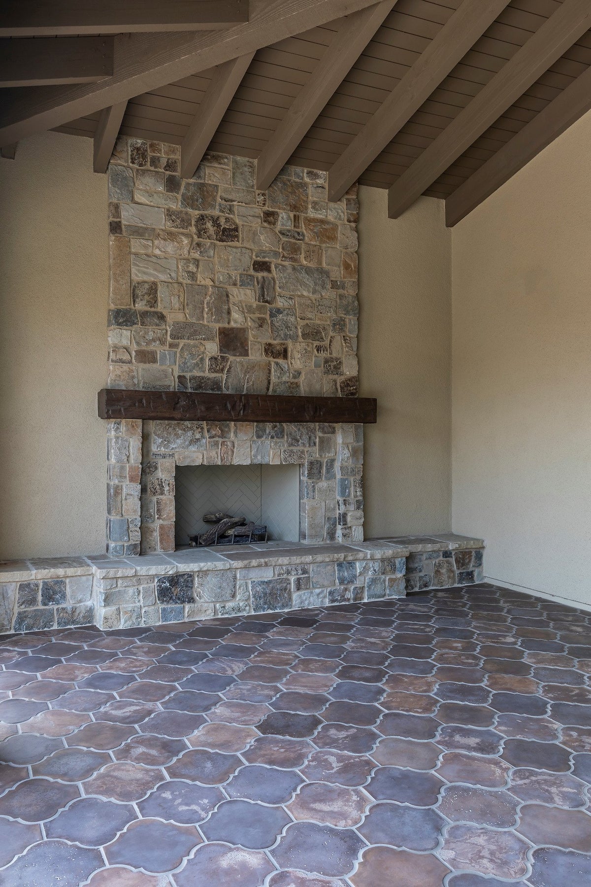 Corner fireplace and patio floor