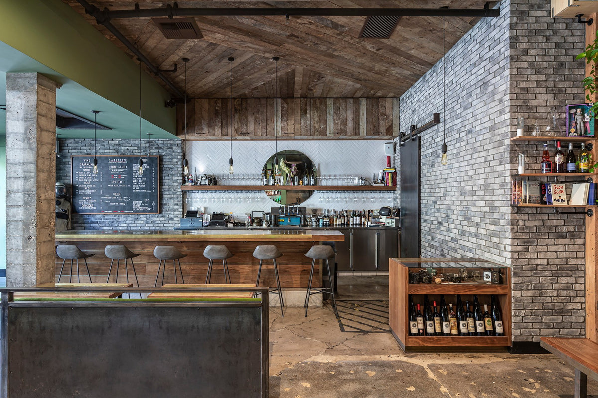 Dining room with gray Antik brick walls