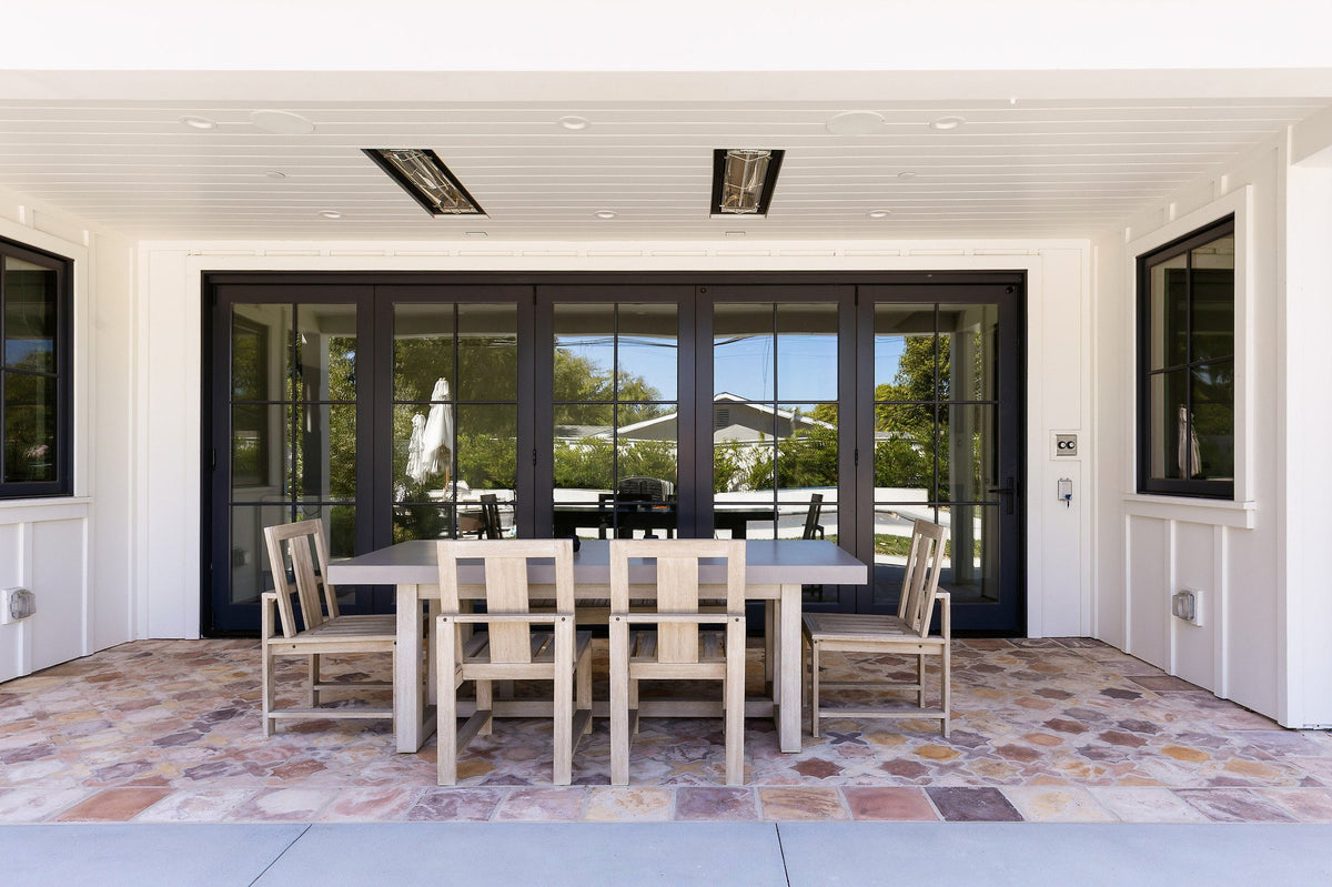 Covered patio in Arabesque Pattern 2C