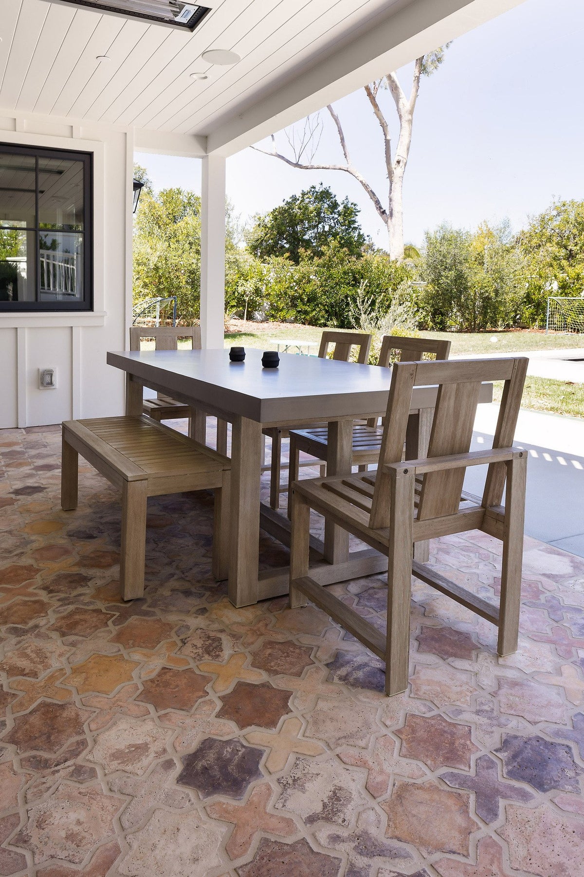 Dining patio on Arabesque 2C