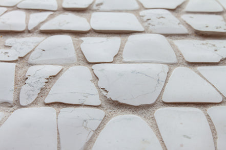 Irregular Hand Cut Timeworn Mesh Carrara