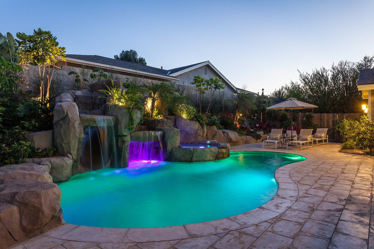 Pool deck in Roman Hacienda pavers