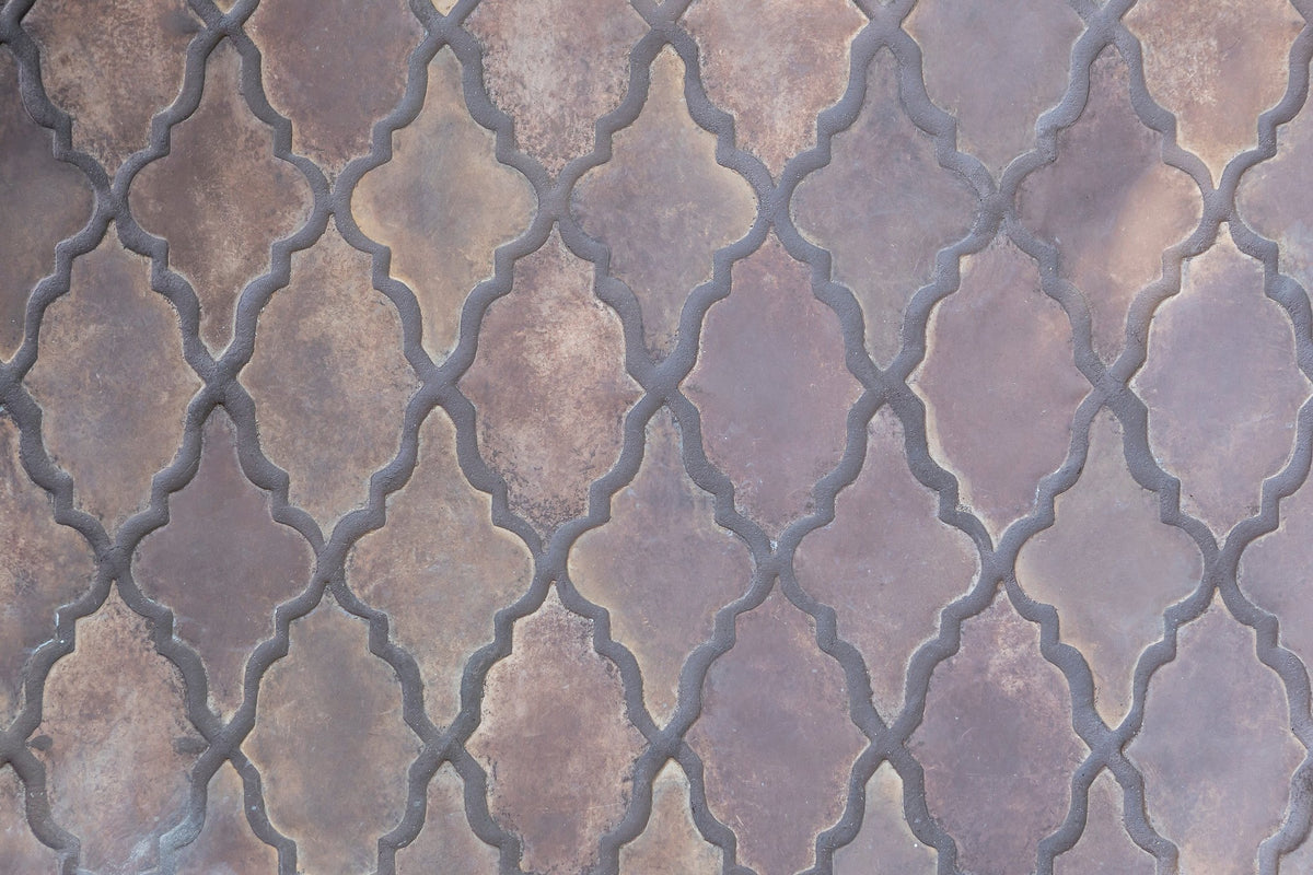 Arabesque Pattern 12 in Tuscan Mustard